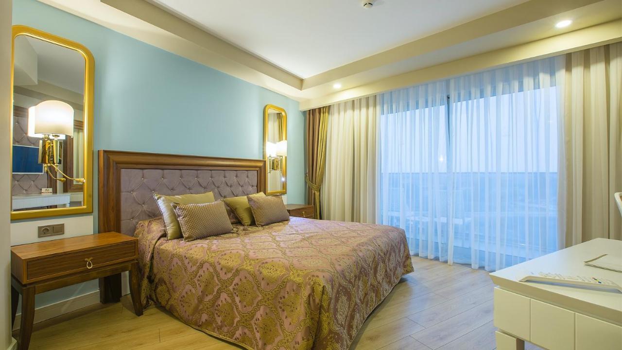J'adore Deluxe & Ultra Hotel 5*