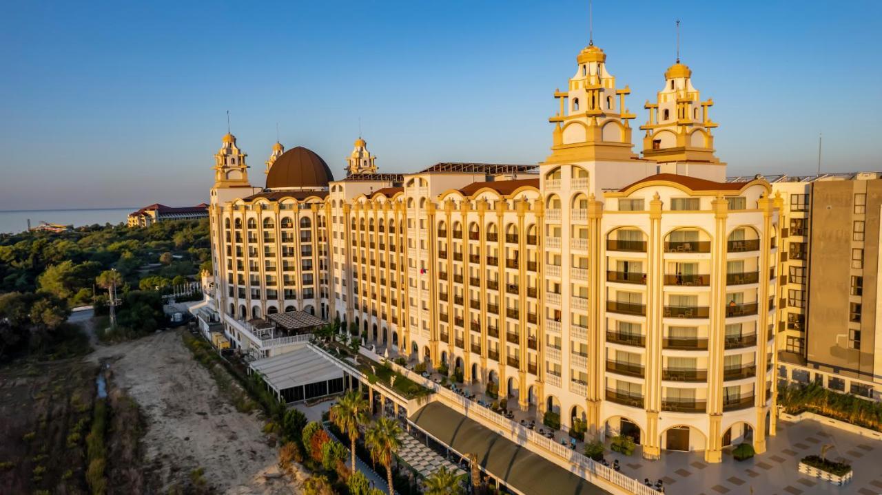 J'adore Deluxe & Ultra Hotel 5*